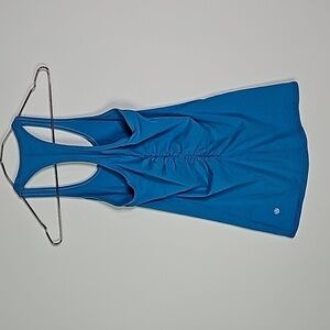 LULULEMON size 4 blue tank top